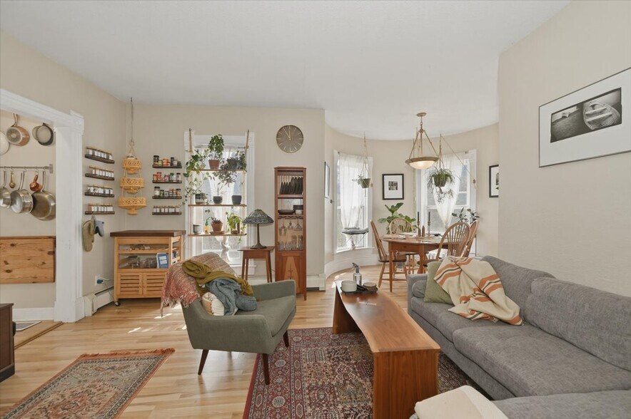 More Photos Of 1727 E Superior St, Duluth Multifamily For Sale