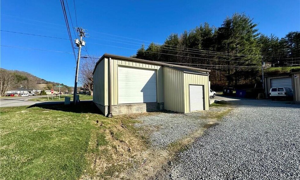 More Photos Of 4965 US Highway 421 N, Vilas Industrial For Lease