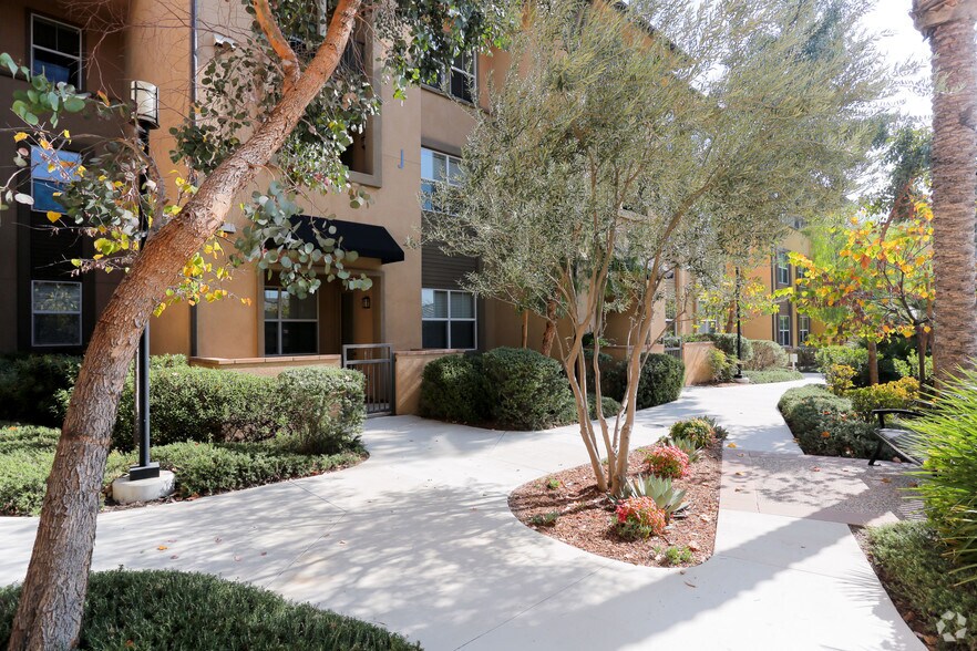More Photos Of 2855 Foothill Blvd, La Verne Apartments For Lease