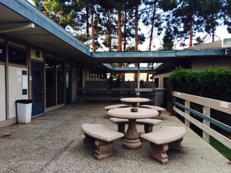 More Photos Of 300 Pendleton Way, Oakland Office For Sale