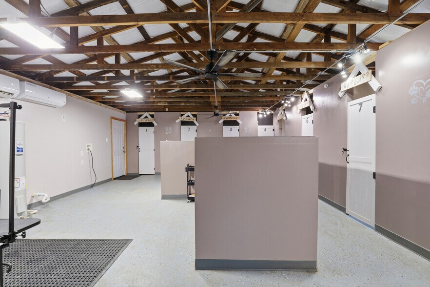 More Photos Of 6720 Dick Price Rd, Mansfield Office For Lease