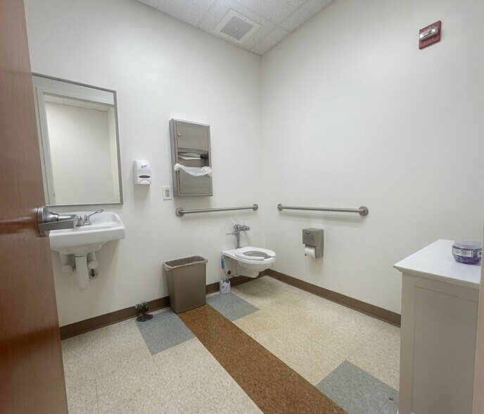 More Photos Of 1301 Route 72 W, Manahawkin Medical For Sale