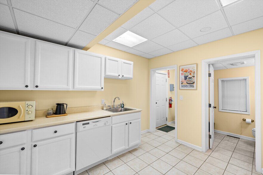 More Photos Of 217 N Washington St, Rome Office For Lease