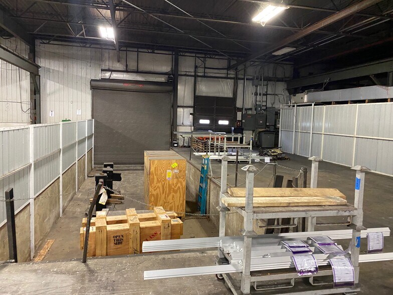 More Photos Of 31 Industrial Cir, Lancaster Industrial For Lease