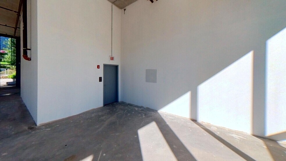 More Photos Of 211 N Harbor Dr, Chicago Apartments For Lease