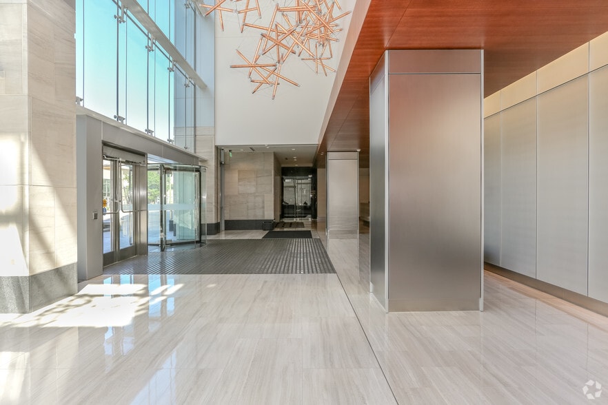 More Photos Of 833 E Michigan St, Milwaukee Office For Lease