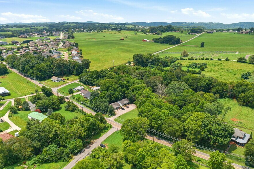 More Photos Of 2312 Boyds Creek Hwy, Sevierville Apartments For Sale