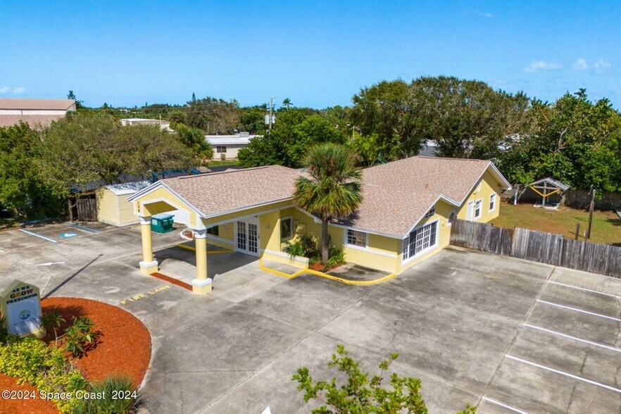 More Photos Of 308 Orange St, Melbourne Beach Daycare Center For Sale
