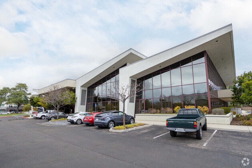 More Photos Of 895 Aerovista Pl, San Luis Obispo Office For Lease