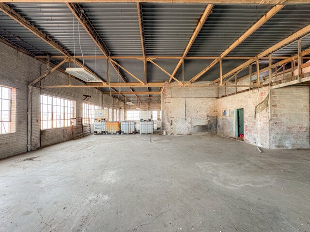 More Photos Of 200 W Grand Ave, Ponca City Warehouse For Sale