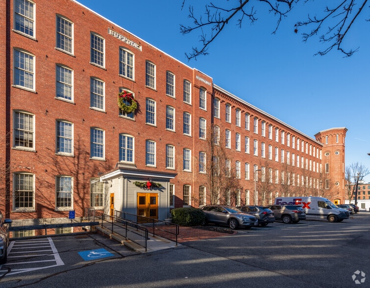 More Photos Of 175 Cabot St, Lowell Unknown For Lease