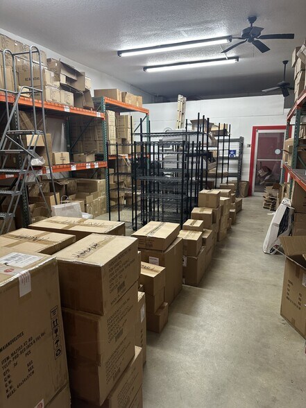 More Photos Of 18350 Paulson Dr, Port Charlotte Warehouse For Sale