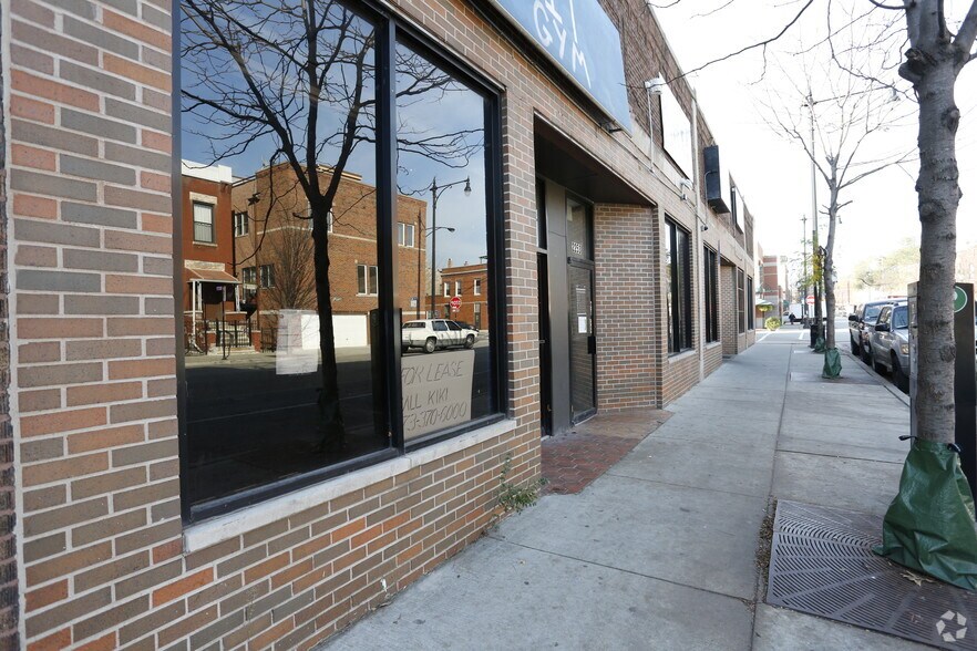 More Photos Of 2251-2259 W Taylor St, Chicago Restaurant For Lease