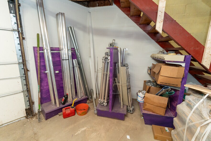 More Photos Of 7861 Mystic Lake Dr, Lake Storefront For Sale