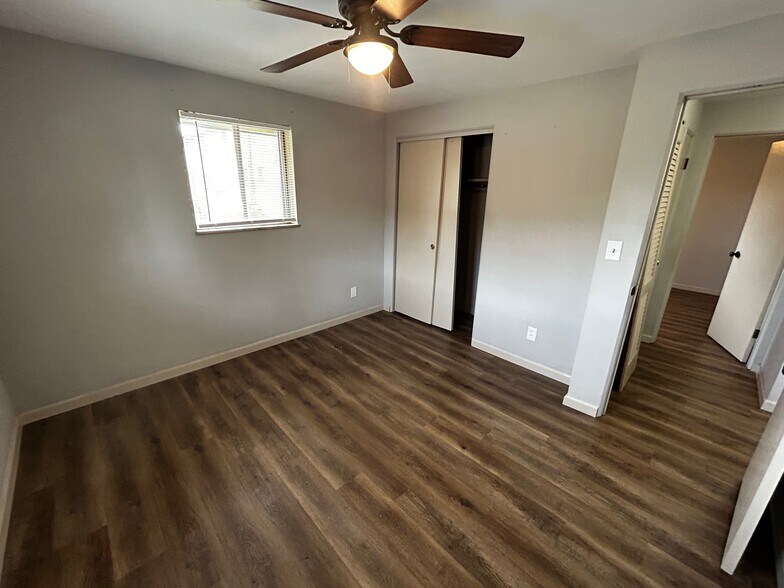 More Photos Of 2613 W Wardcliffe Dr, Peoria Apartments For Sale