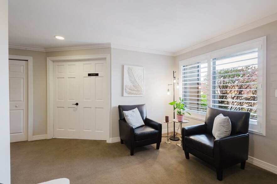 More Photos Of 7425-7495 E Peakview Ave, Centennial Office For Lease