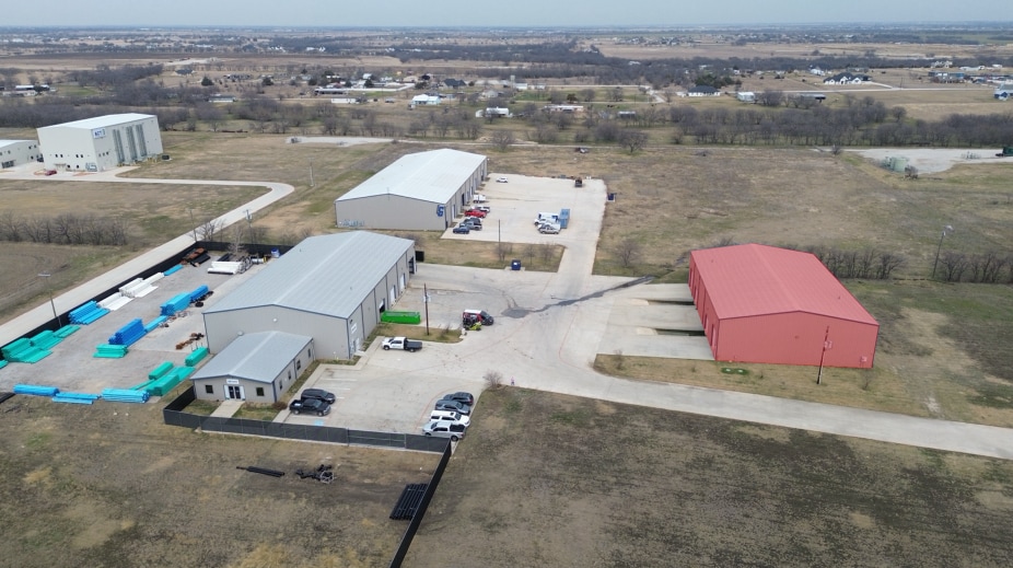 More Photos Of 1615 N FM 156, Ponder Warehouse For Lease