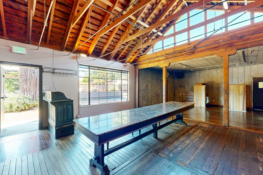 More Photos Of 5862-5872 Doyle St, Emeryville Restaurant For Sale