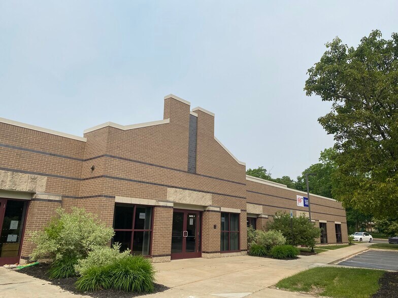 Primary Photo Of 7444 Dexter Ann Arbor Rd, Dexter Office For Lease