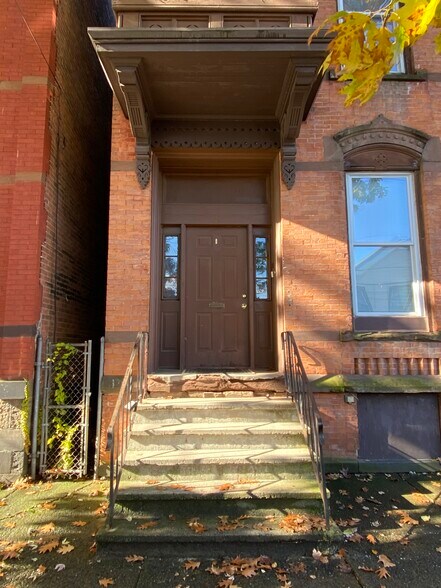 More Photos Of 31 Congress St, Cohoes Apartments For Sale