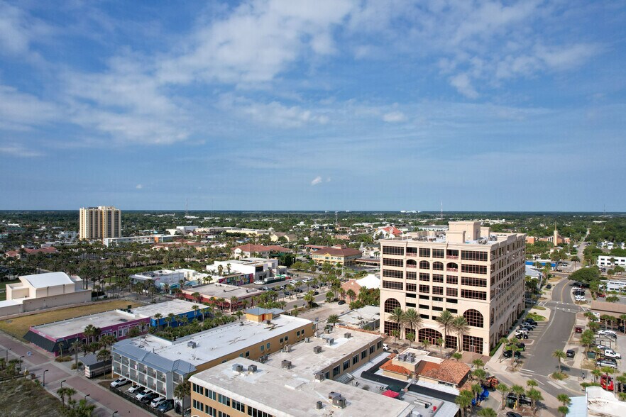 More Photos Of 320 1st St N, Jacksonville Beach Office Residential For Sale
