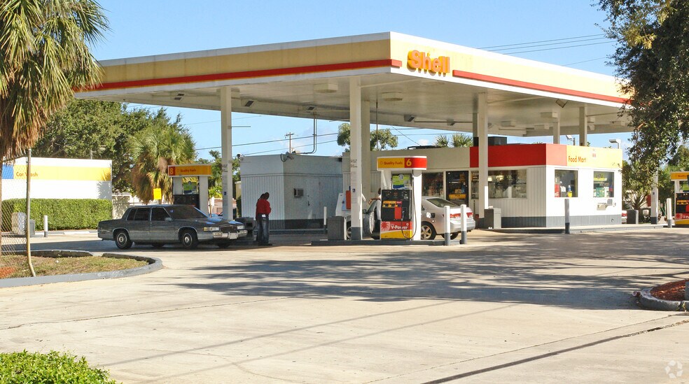 More Photos Of 301 W Hillsboro Blvd, Deerfield Beach General Retail For Sale