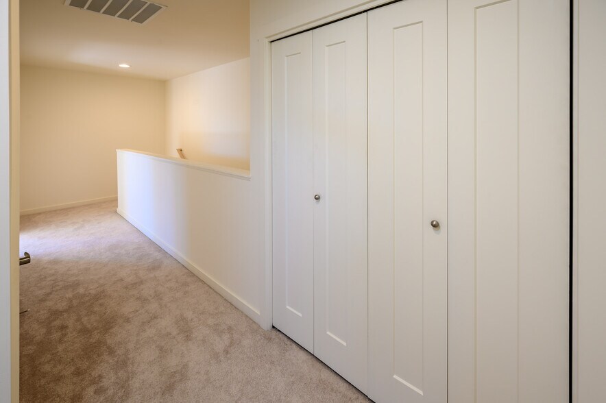 More Photos Of 1315 Pinkard, Prineville Multifamily For Sale