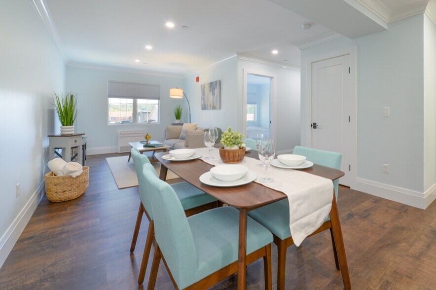 More Photos Of 159 Boston Post Rd, East Lyme Apartments For Sale