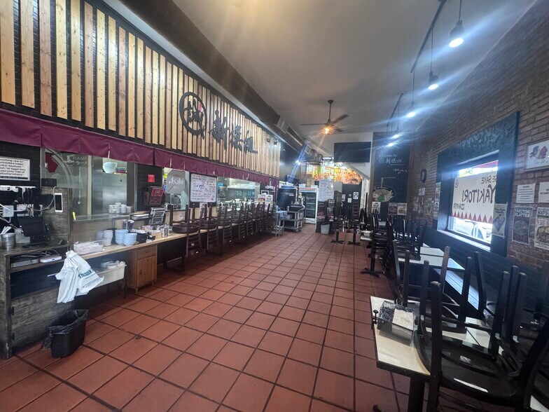 More Photos Of 1601 Sawtelle Blvd, Los Angeles Storefront Retail Office For Lease
