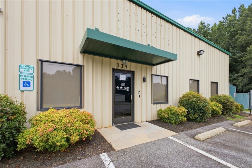More Photos Of 135 Joshua Ct, Lincolnton Warehouse For Sale