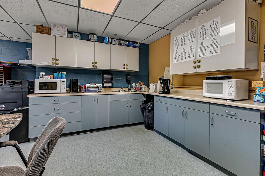 More Photos Of 430 3rd Ave NE, Saint Cloud Specialty For Sale