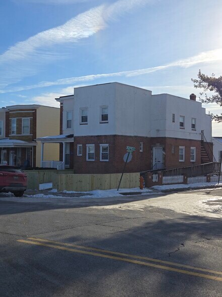 Primary Photo Of 3739 Wilkens Ave, Baltimore Medical For Lease