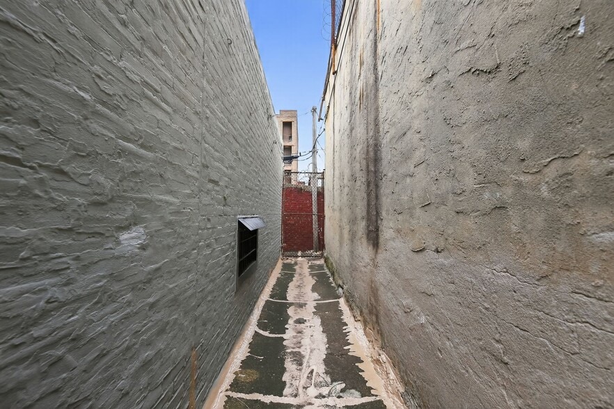 More Photos Of 3341-43 D St, Philadelphia Manufacturing For Sale