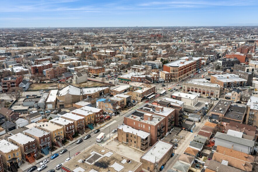 More Photos Of 2732 W Belmont Ave, Chicago Multifamily For Sale