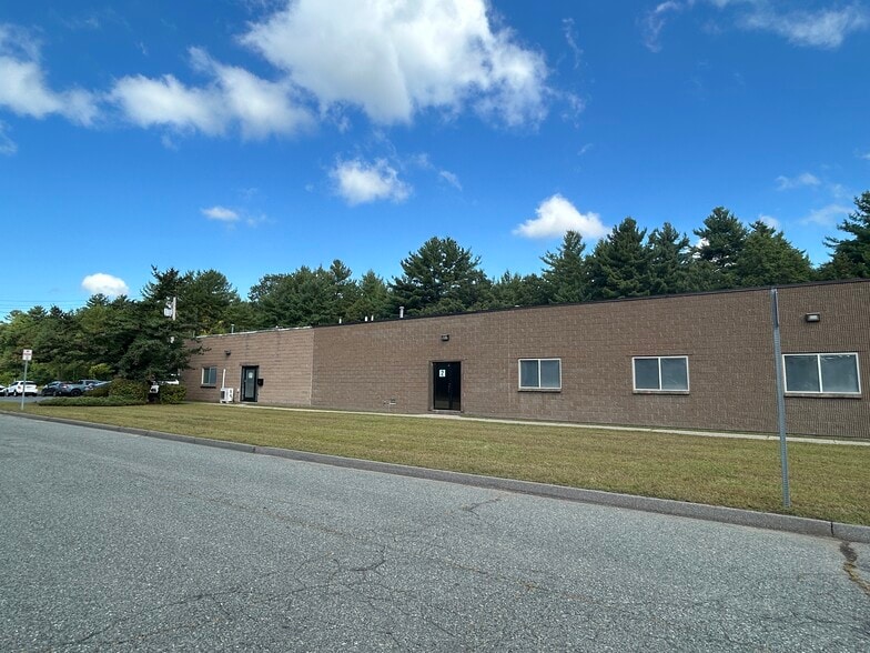 More Photos Of 23 Jayar Rd, Medway Warehouse For Sale