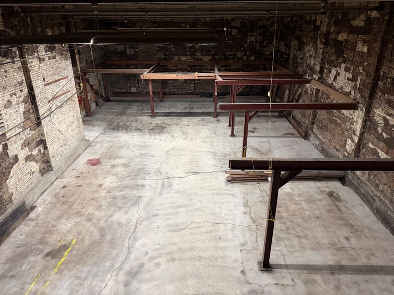 More Photos Of 609 South Blvd, Evanston Warehouse For Sale