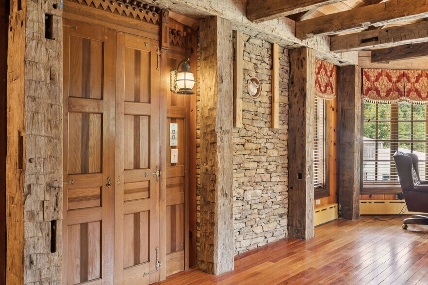 More Photos Of 1374 Peter Pond Rd, Ashland City Lodge Meeting Hall For Sale