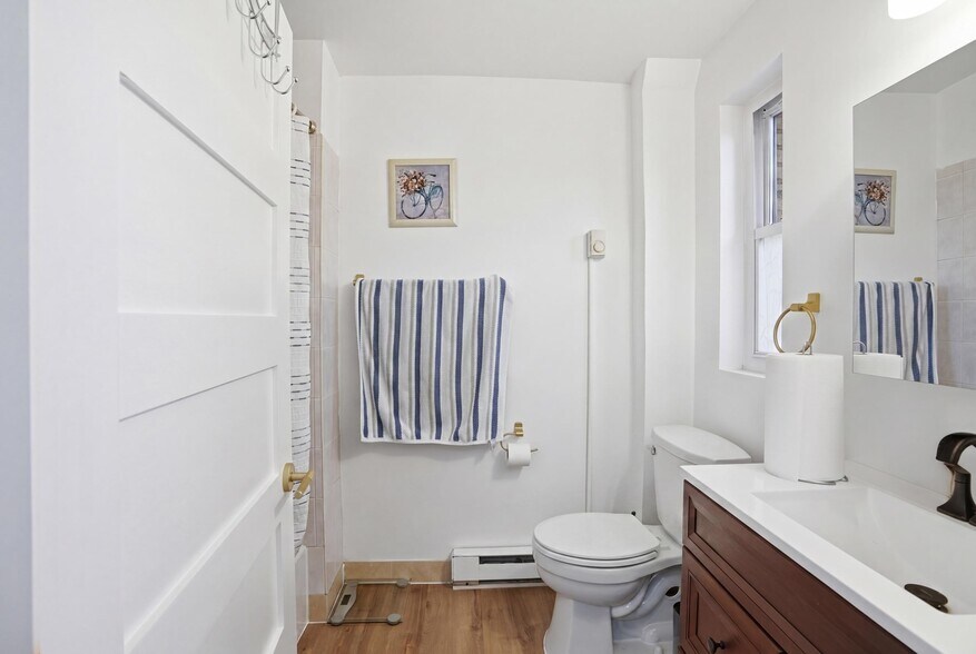 More Photos Of 313 C St SE, Washington Multifamily For Sale
