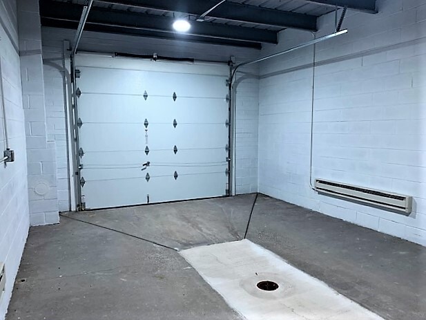 More Photos Of 328 Barney Dr, Joliet Self Storage For Sale