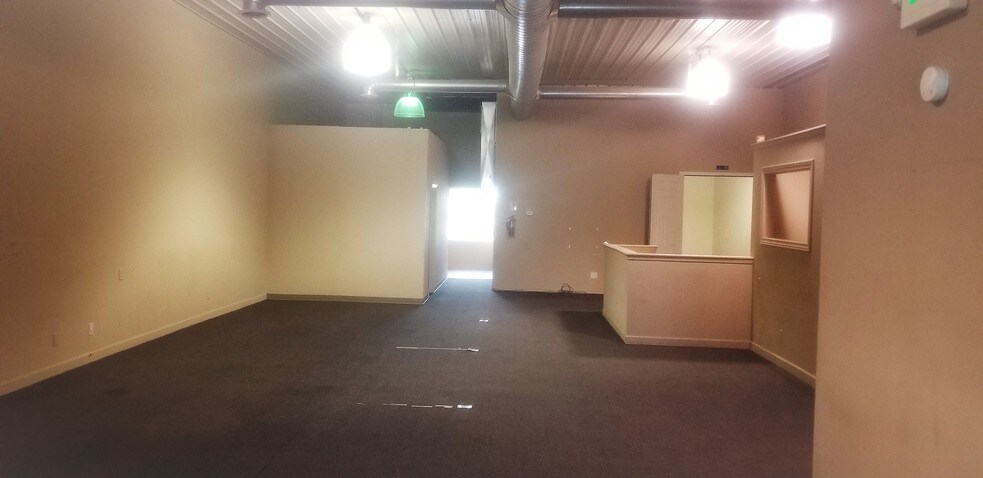 More Photos Of 1561-1599 E 93rd Ave, Merrillville Flex For Lease