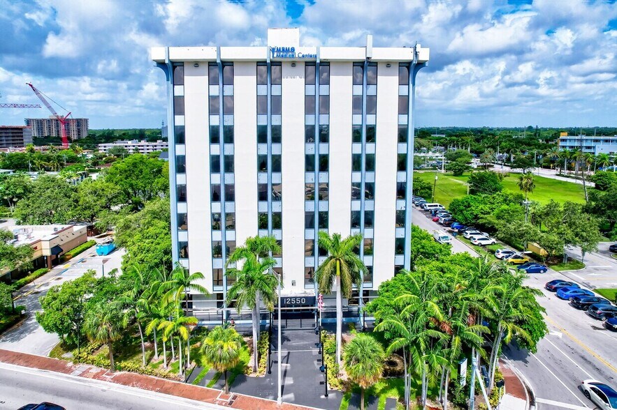 More Photos Of 12550 Biscayne Blvd, North Miami Medical For Sale