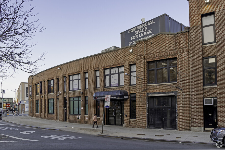 Primary Photo Of 5500 Broadway, Bronx Office For Lease