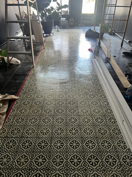 More Photos Of 107 Wicker St, Sanford Storefront Retail Office For Sale