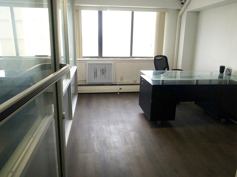 More Photos Of 33-70 Prince St, Flushing Multifamily For Sale