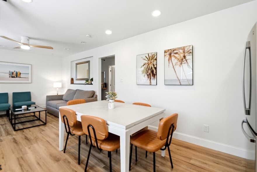 More Photos Of 11965 Gulf Blvd, Treasure Island Hotel For Sale