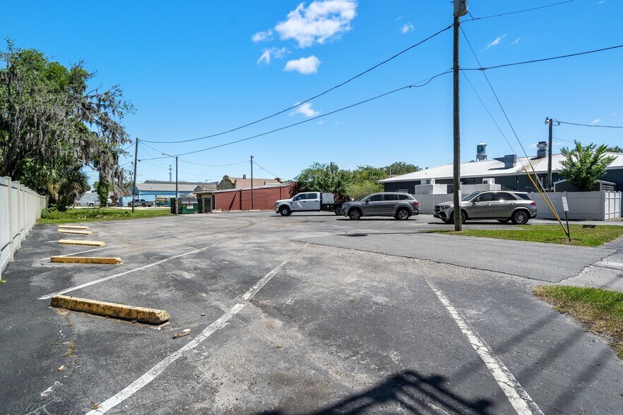 More Photos Of 508 Citrus Ave, Crystal River Restaurant For Sale