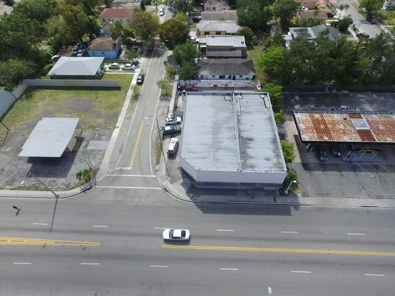 More Photos Of 4760 NW 17th Ave, Miami Warehouse For Sale