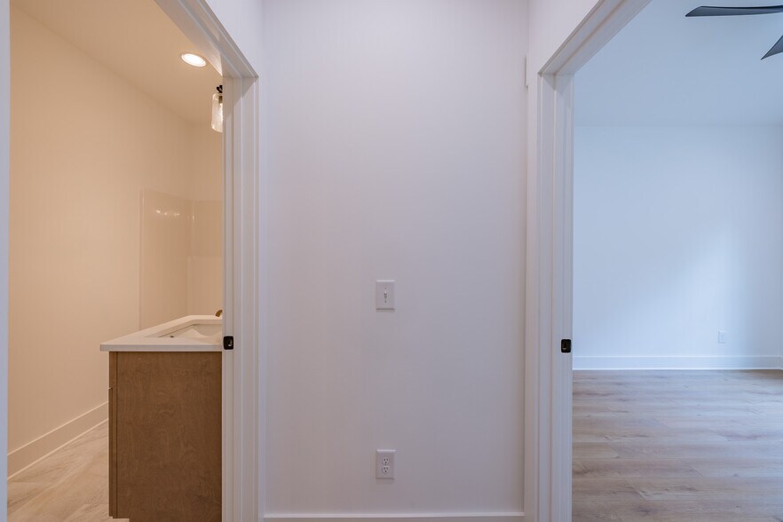 More Photos Of 1519 Carroll Creek Rd, Johnson City Multifamily For Sale