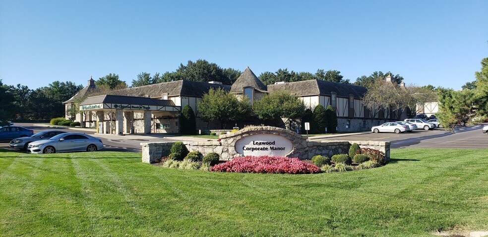 Primary Photo Of 4701 College Blvd, Leawood Medical For Lease