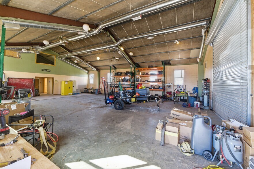 More Photos Of 606 Romero St, Belen Flex For Sale